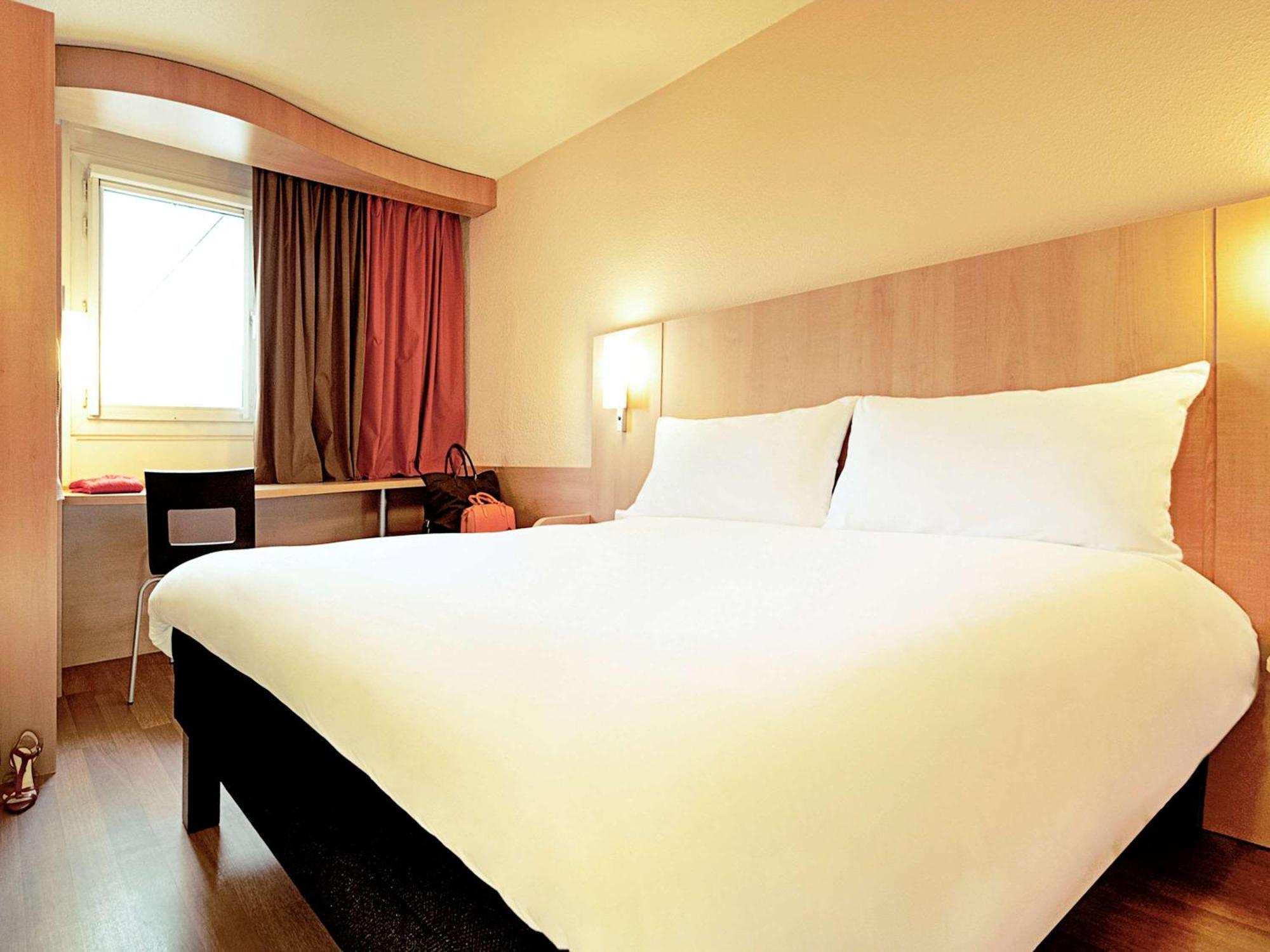 ไอบิส ปารีส มงต์มาร์ทร์ 18 Hotel ภายนอก รูปภาพ